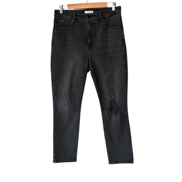 Good American Good Classic Ripped Straight Crop - Picture 2 of 10